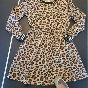 CUTE long sleeve leopard dress
